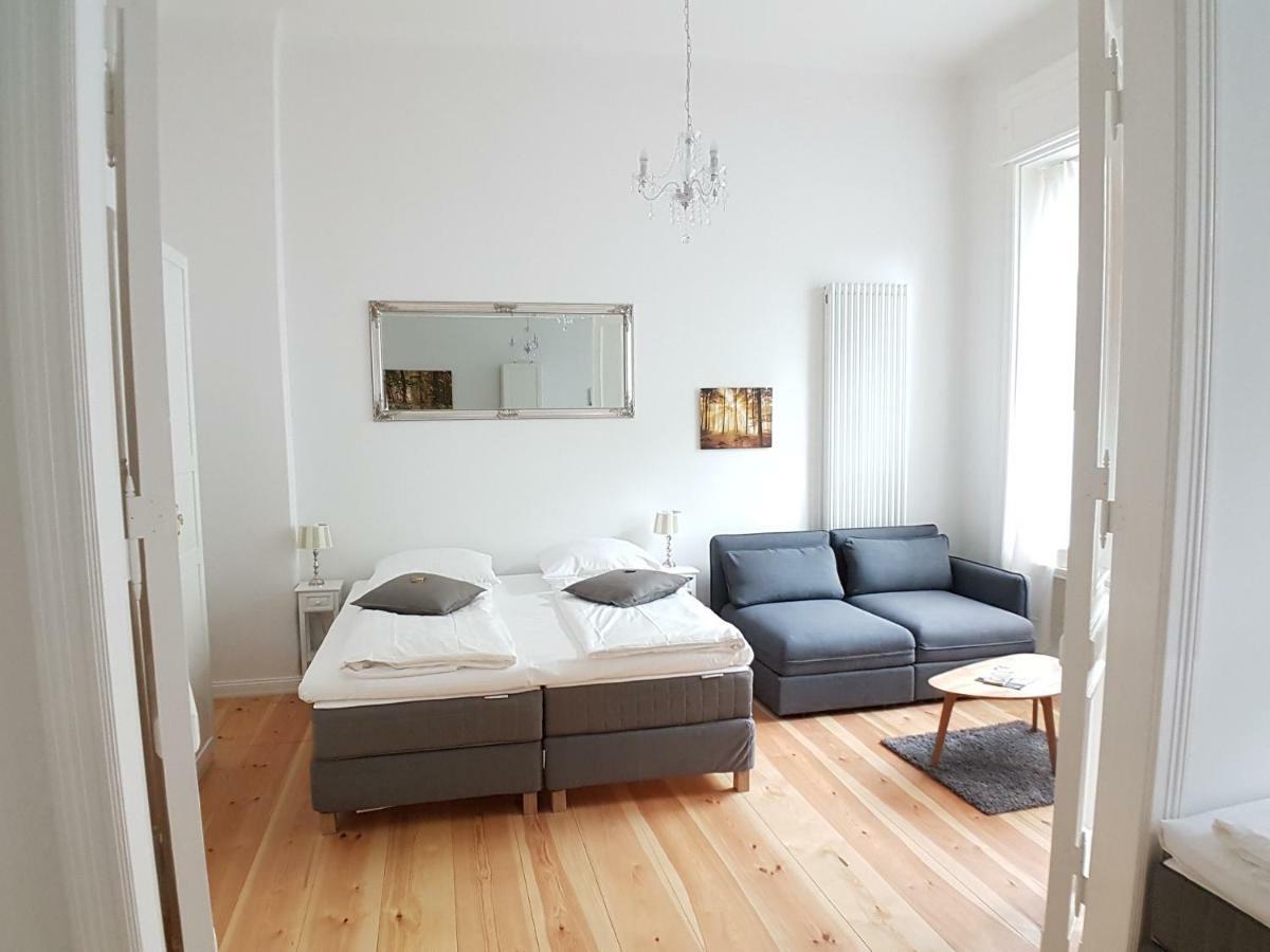 Apartamento Lang Re By Rockchair L Superhost Status L 2 Bedrooms Boxspringbeds In Center - Cozy Family & Business Flair Welcomes You! *